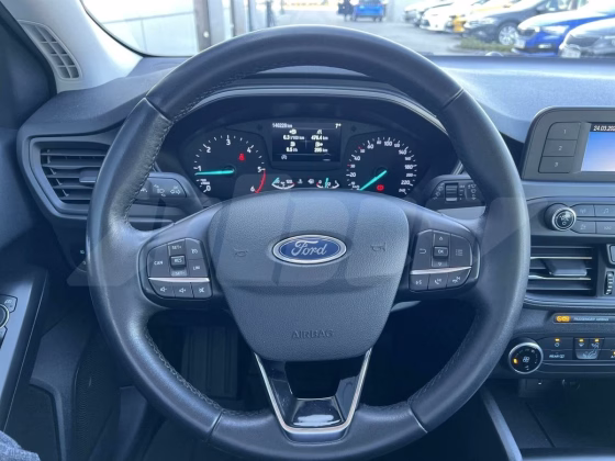 Ford Focus (12)