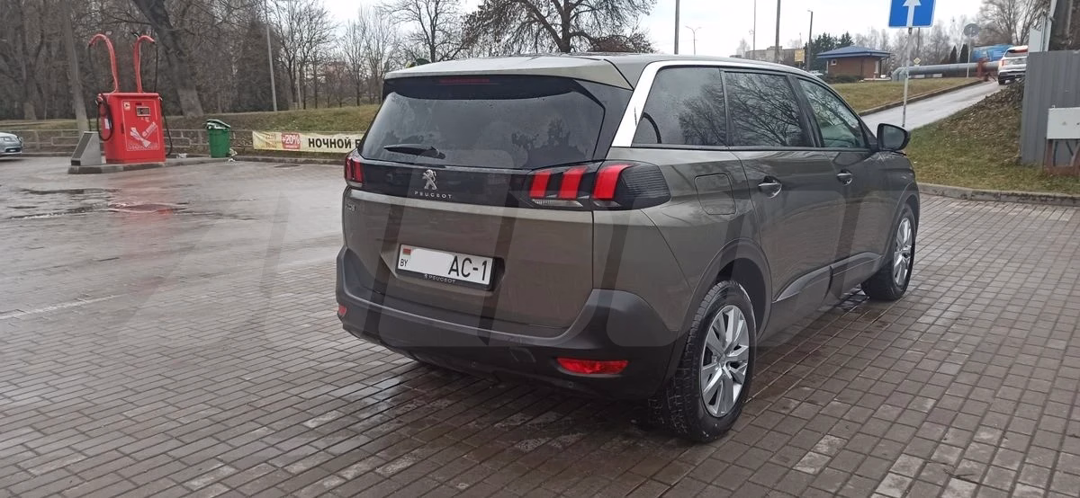 Peugeot 5008