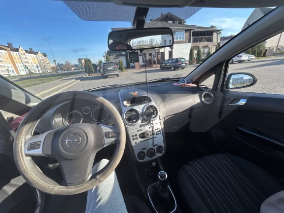 Opel Corsa (20)