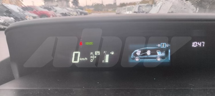 Toyota Prius (5)