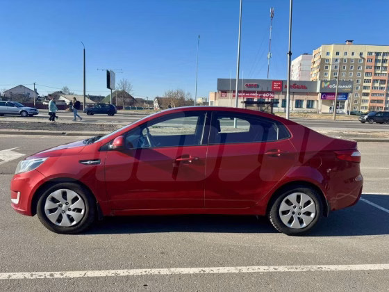 Kia Rio (2)