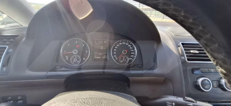 Volkswagen Touran (7)