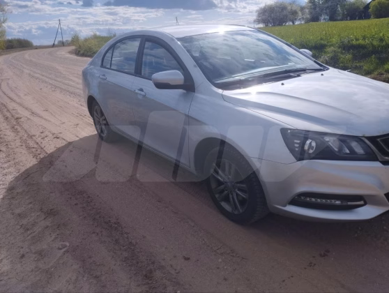 Geely Emgrand X7 (6)