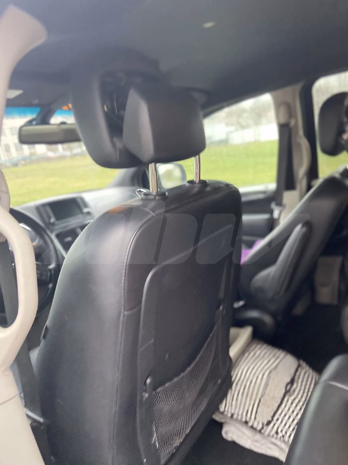 Dodge Caravan
