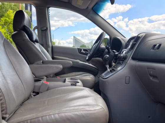 Kia Carnival (11)