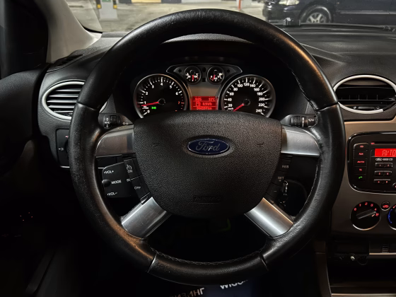 Ford Focus (14)