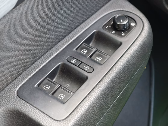 Volkswagen Sharan (23)