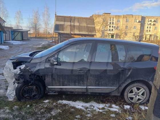 Renault Scenic (2)