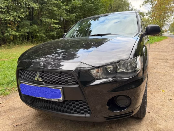 Mitsubishi Outlander (5)