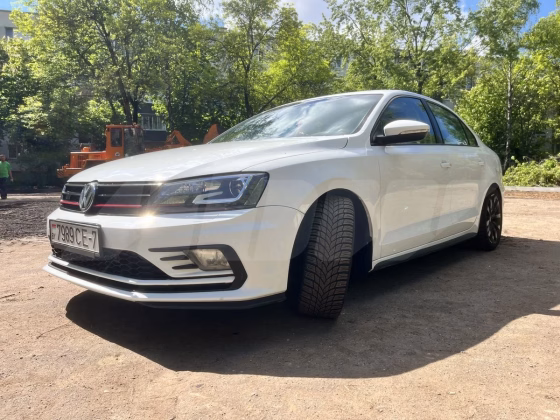 Volkswagen Jetta (17)