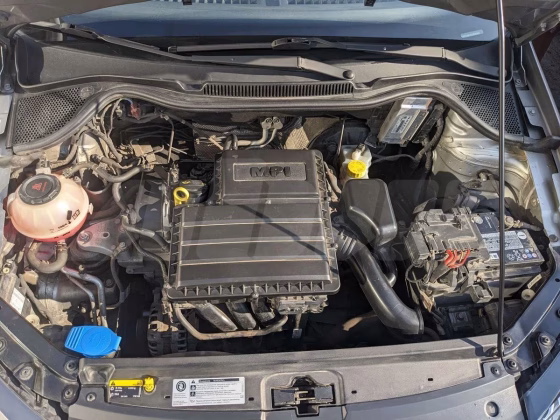Volkswagen Polo (9)