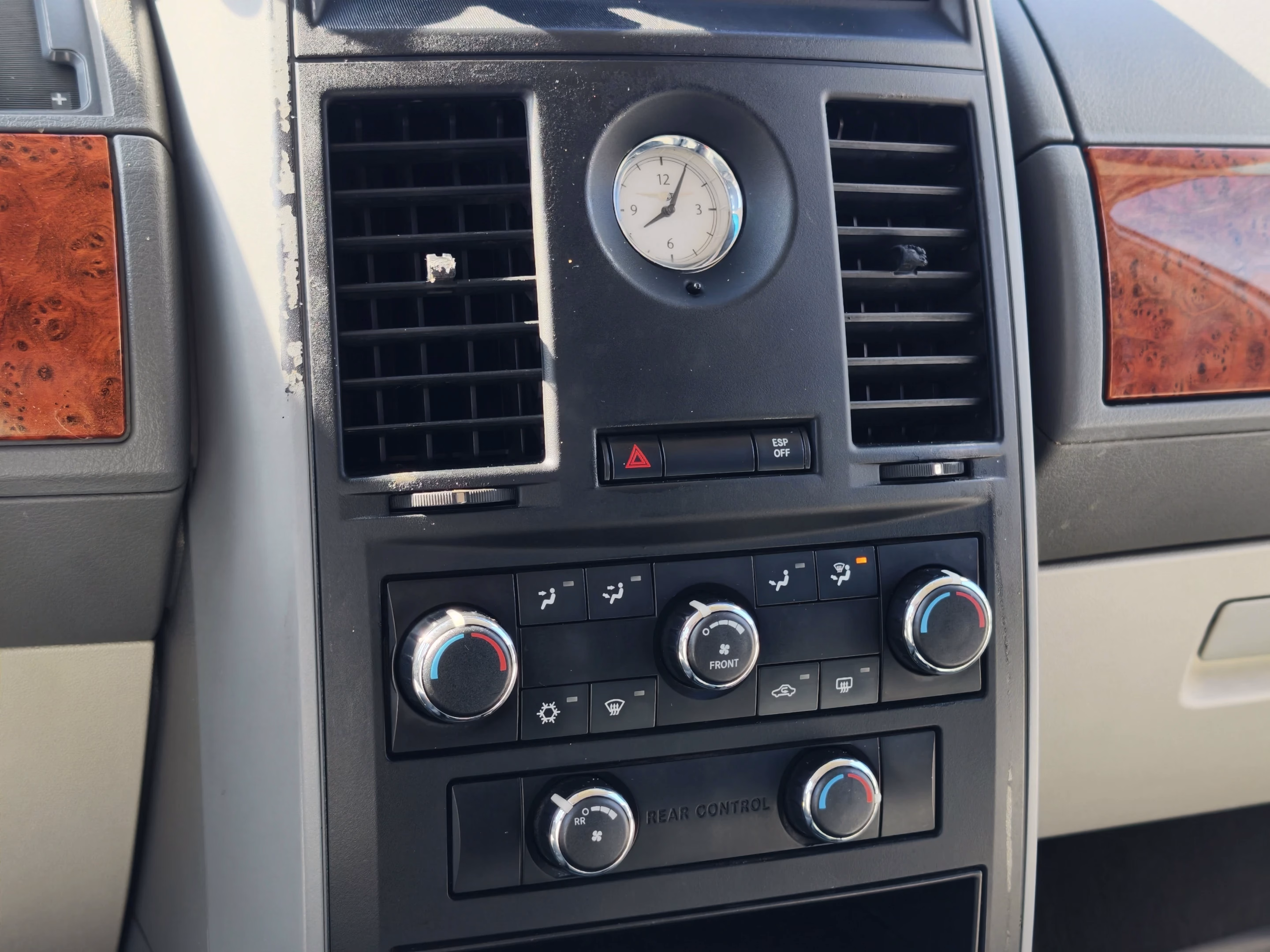 Chrysler TOWN & COUNTRY