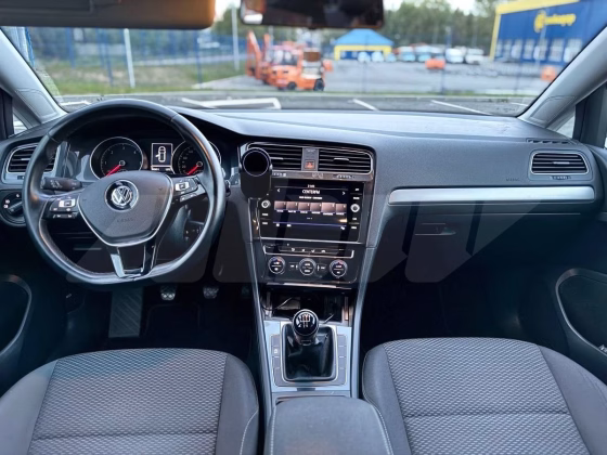 Volkswagen Golf (12)