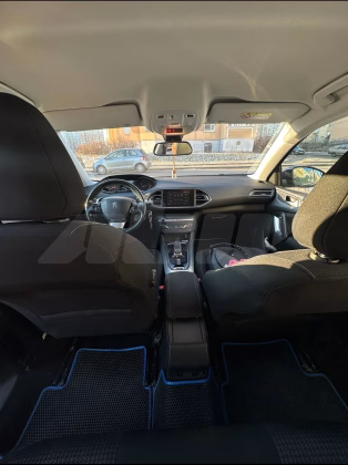Peugeot 308 (6)