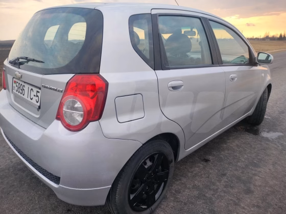 Chevrolet Aveo (12)