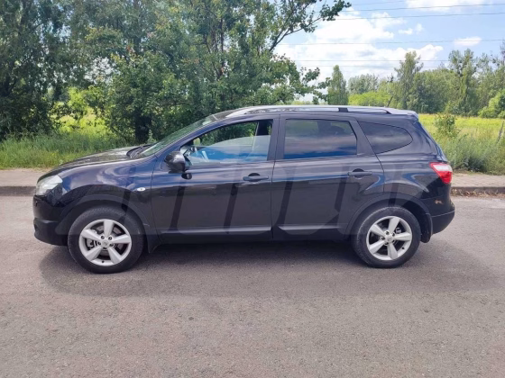 Nissan Qashqai+2 (9)