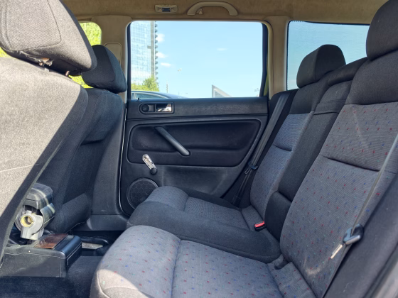 Volkswagen Passat (9)
