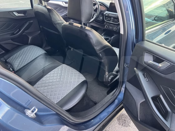 Ford Focus (16)