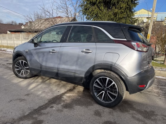Opel Crossland (X) (8)