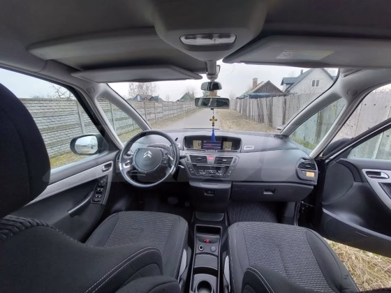 Citroën C4 Picasso (5)