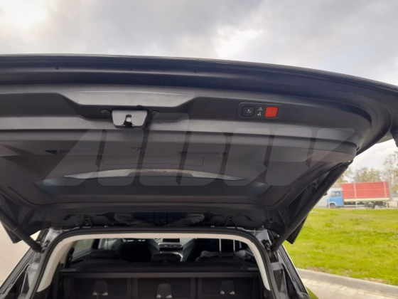 Peugeot 5008 (12)