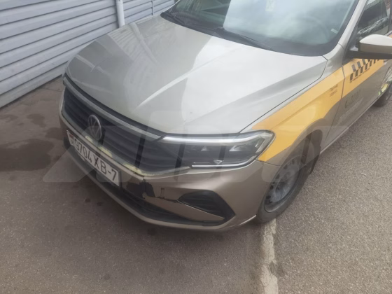 Volkswagen Polo (4)