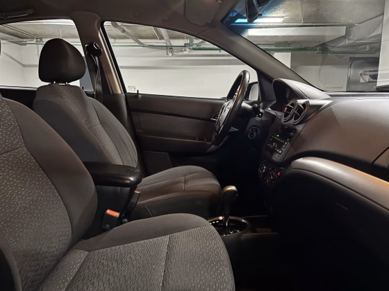 Chevrolet Aveo (12)
