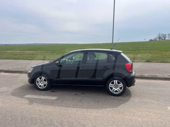 Volkswagen Polo (8)