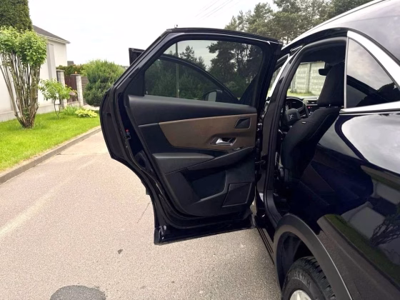 DS Automobiles DS7 Crossback (13)