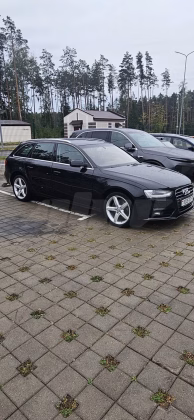 Audi A4 (2)