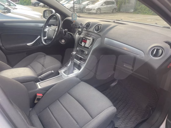 Ford Mondeo (5)