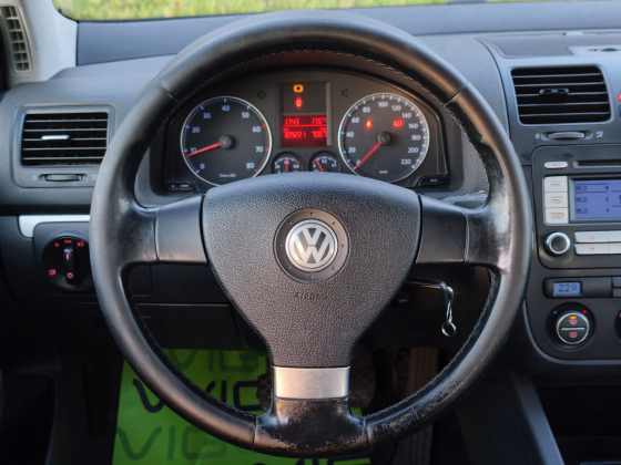 Volkswagen Golf (15)