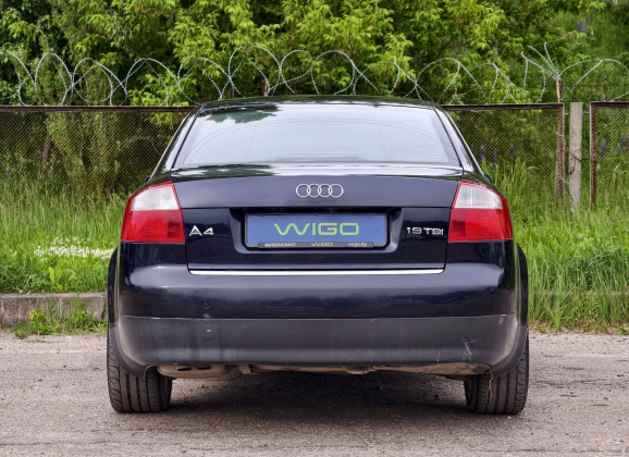 Audi A4 (5)