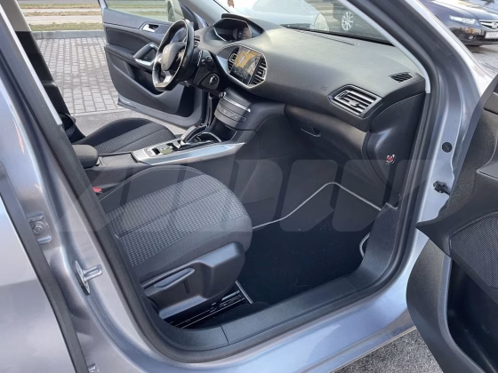 Peugeot 308 (10)