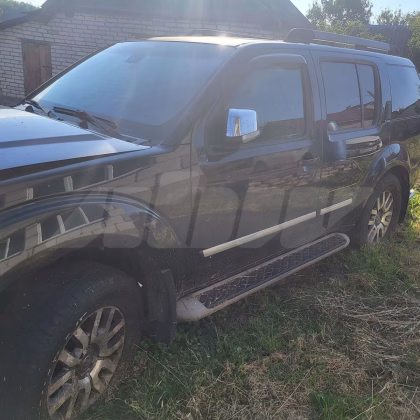Nissan Pathfinder (4)