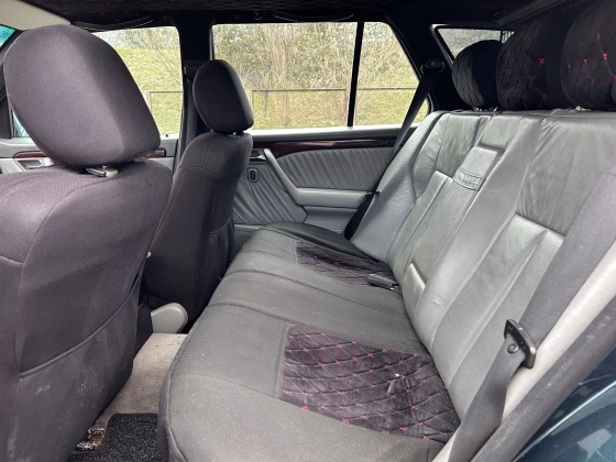 Mercedes-Benz C 230 (10)