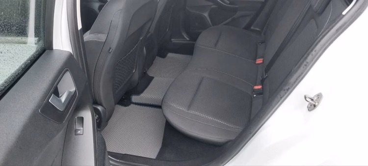Ford Focus (11)