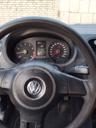 Volkswagen Polo (2)