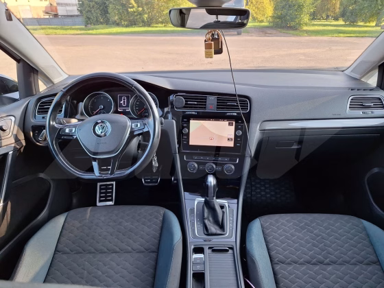 Volkswagen Golf (10)