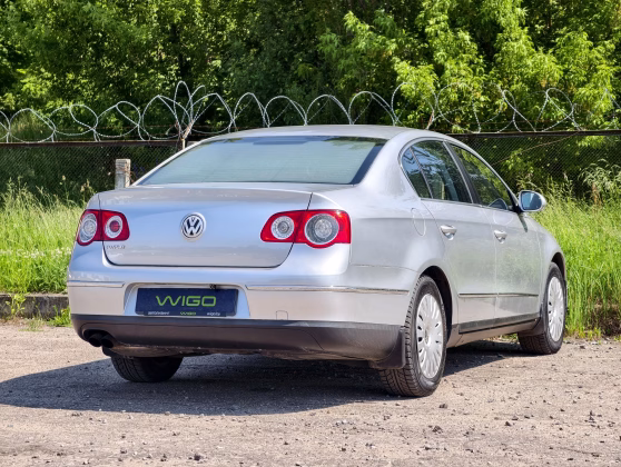 Volkswagen Passat (6)