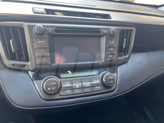Toyota RAV 4 (7)