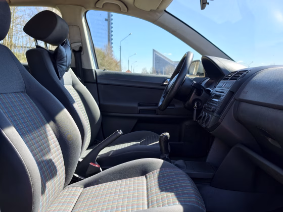 Volkswagen Polo (12)