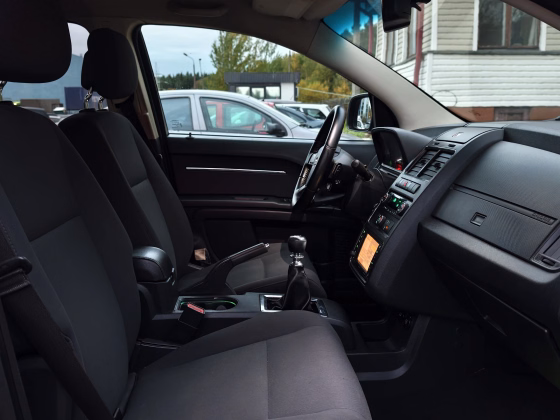 Dodge Journey (12)