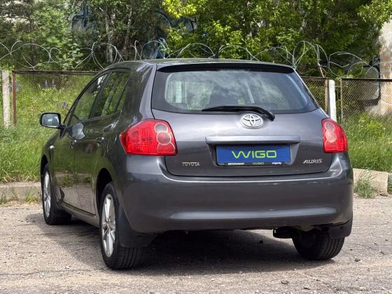 Toyota Auris (4)