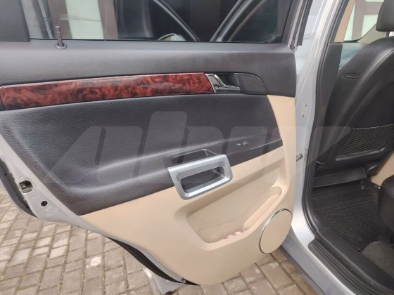 Opel Antara (24)