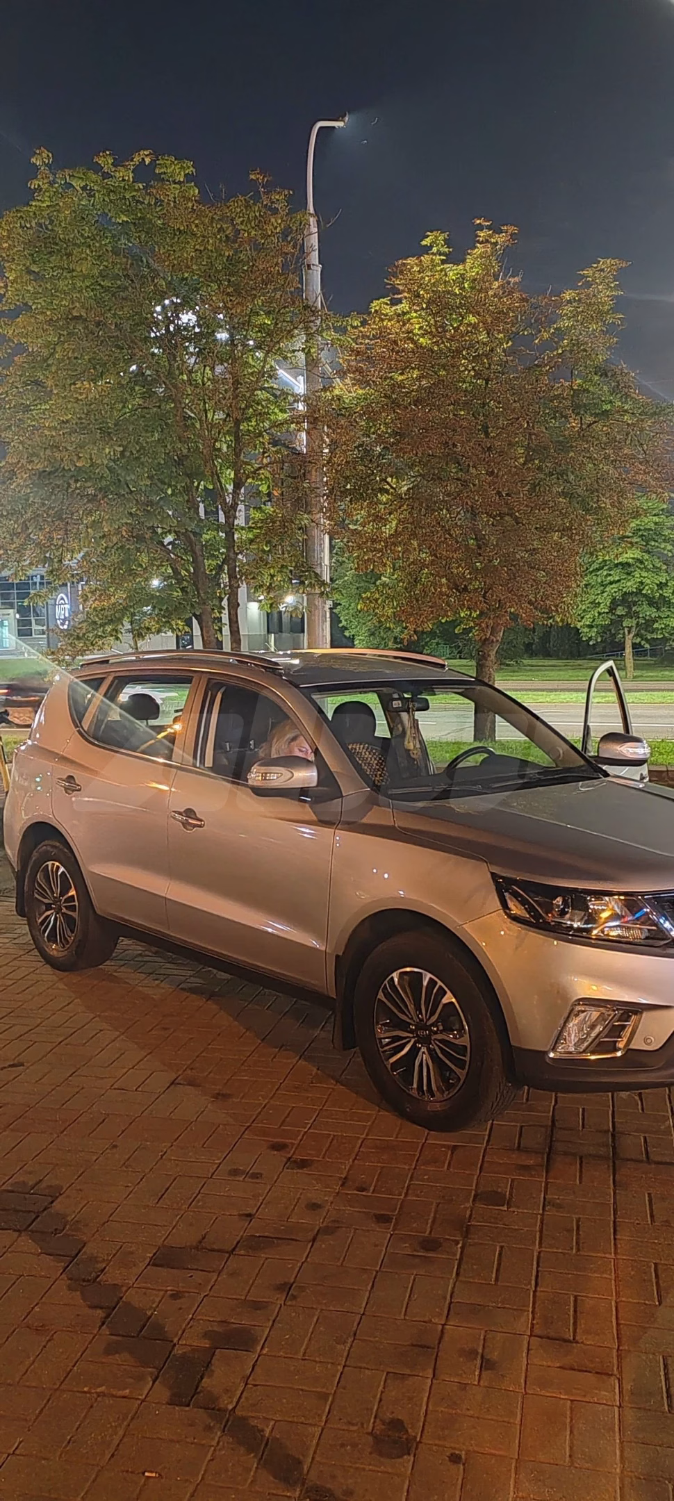 Geely Emgrand X7