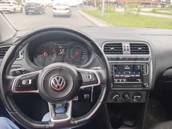 Volkswagen Polo (10)