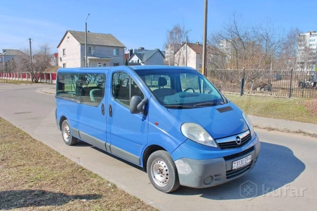 Opel Vivaro (1)