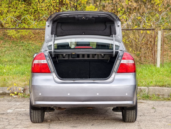 Chevrolet Aveo (7)