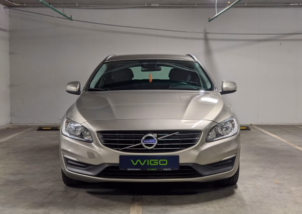 Volvo V60 (2)